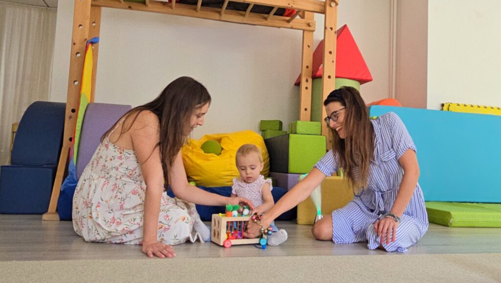 Mindfull Movement - Цветина Динова с родител и дете